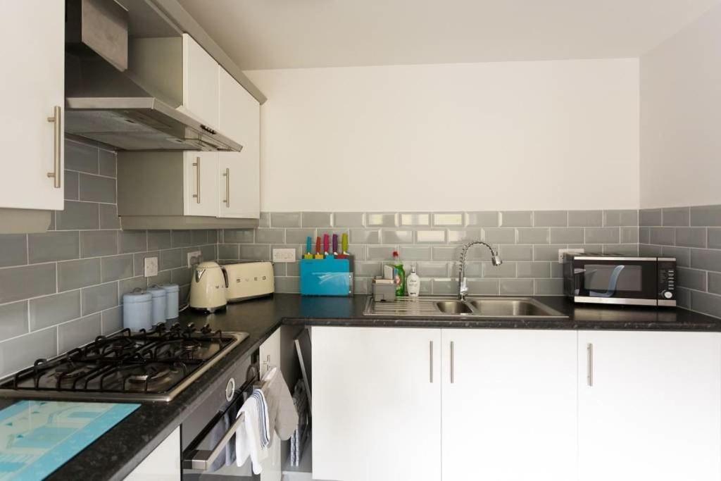 The Beeches 3 - Serviced Apartment Sheffield Exteriör bild